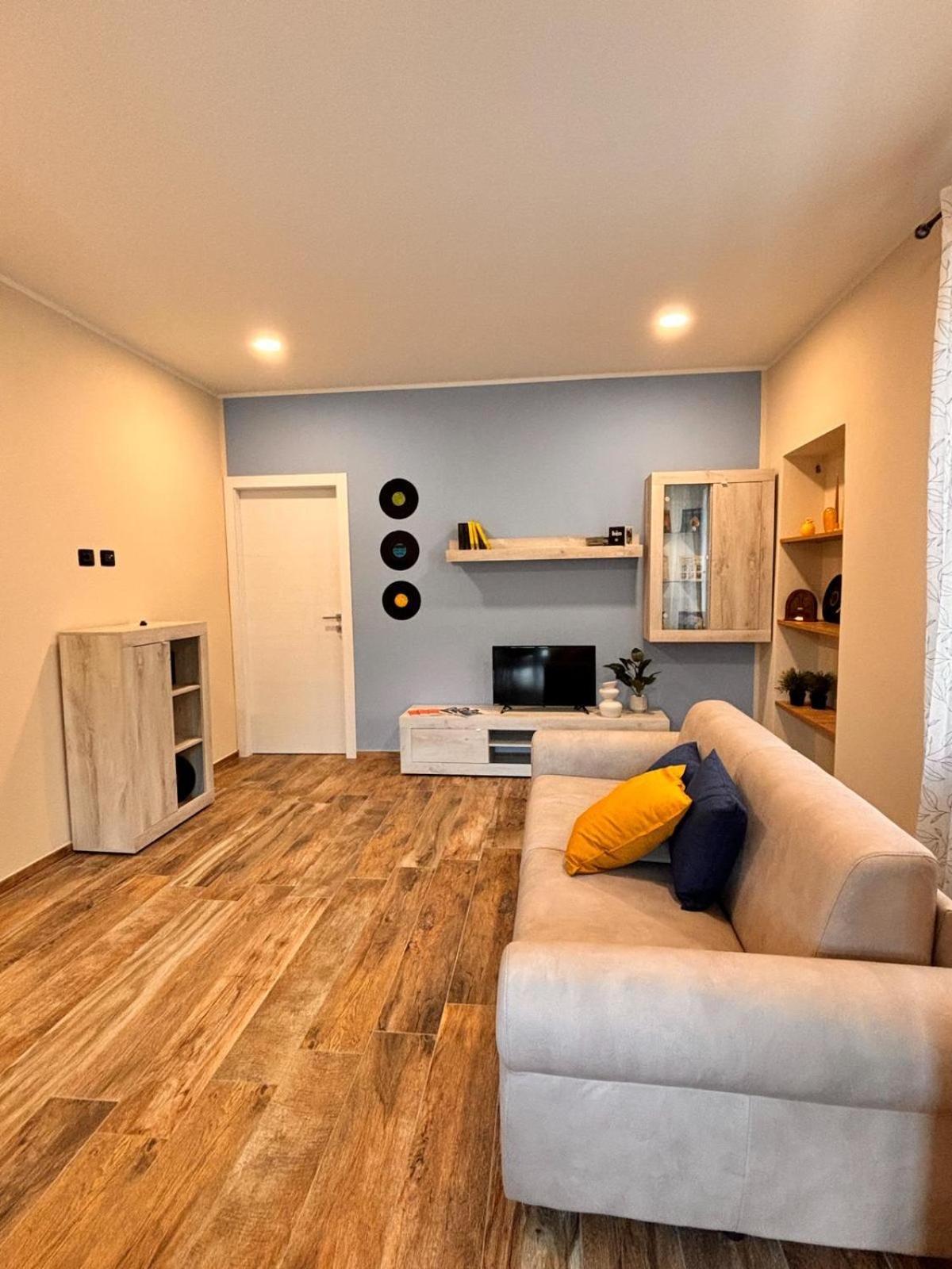 Apartamento La Casa Di Zia Maria Boves Exterior foto